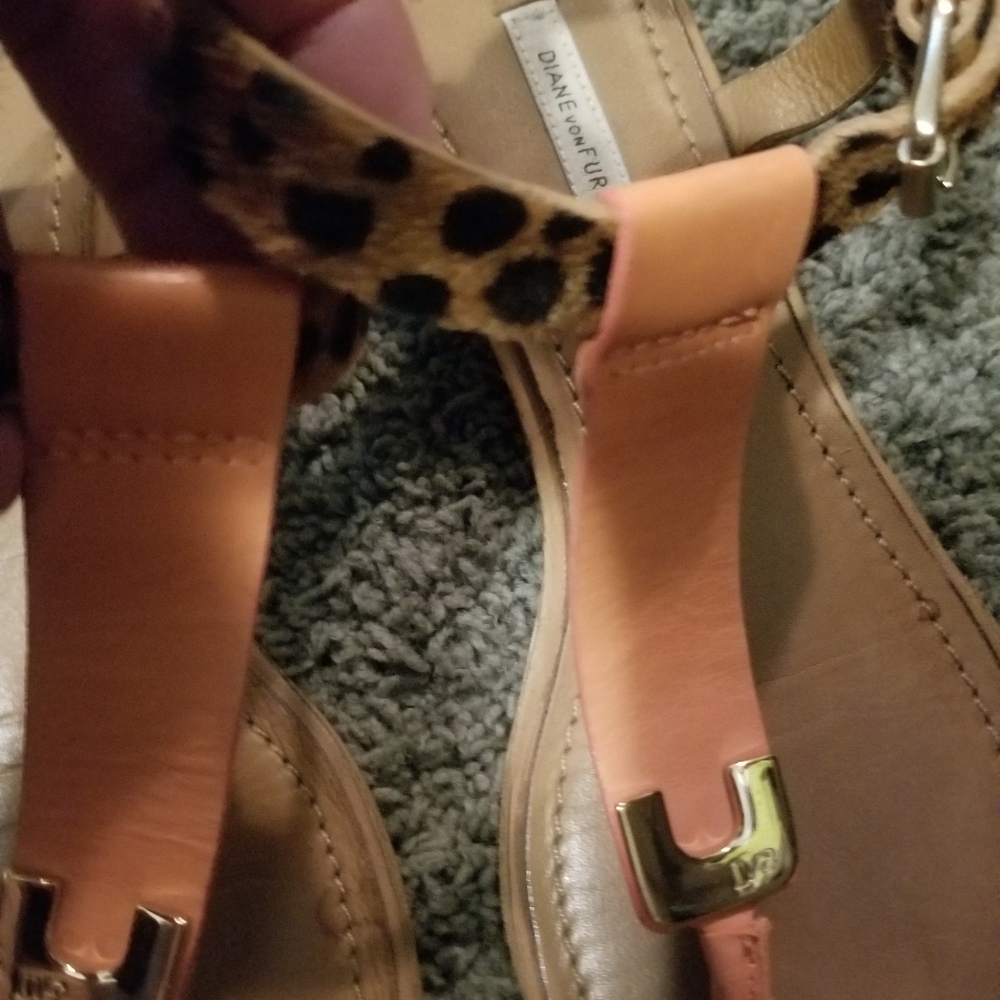 Leather and horse hair sandals